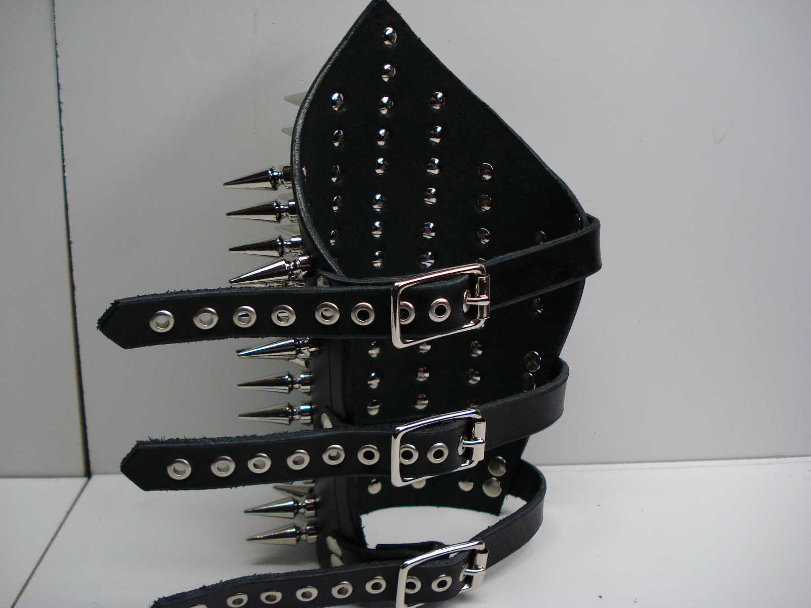 LEATHER SPIKED ARMBAND.BLACK METAL…(MDLA0070)…..URGEHAL