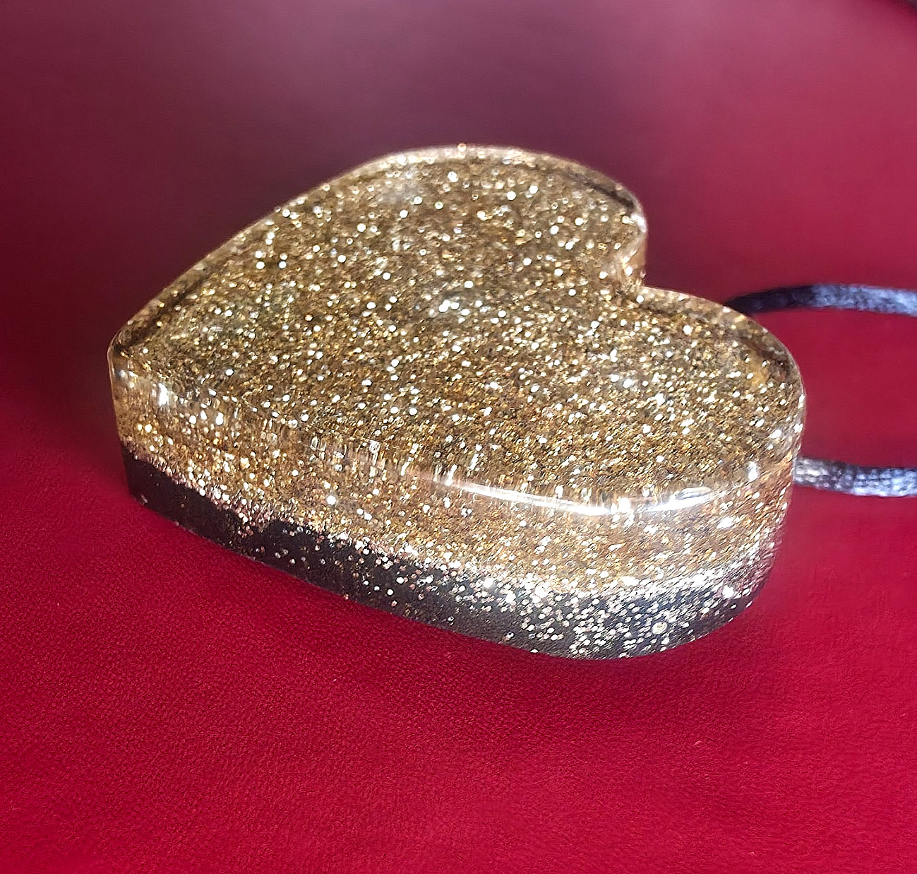 Large Gold 1.75″ Heart Orgonite Orgone Energy Necklace Pendant Manifest Love Chi
