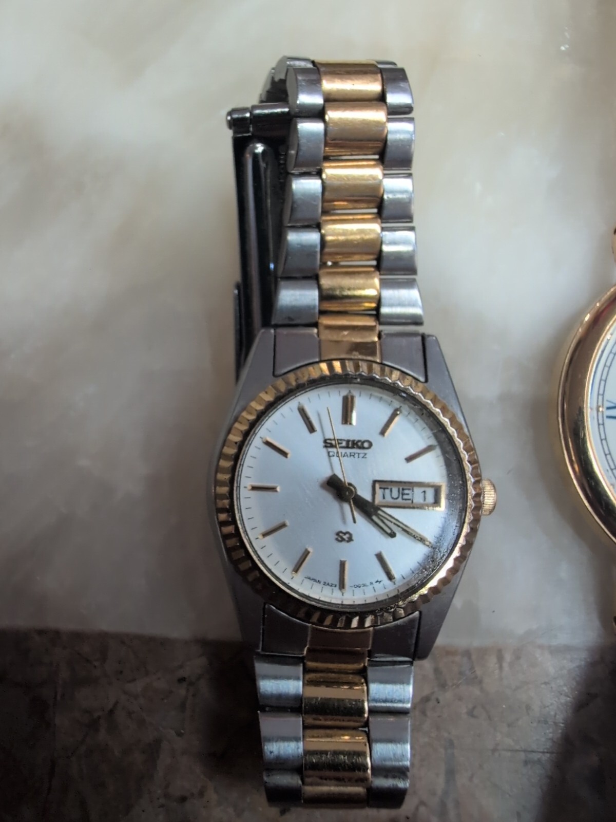 Seiko Watch Womens 2A23-0039 Needs Battery Returns Accepted