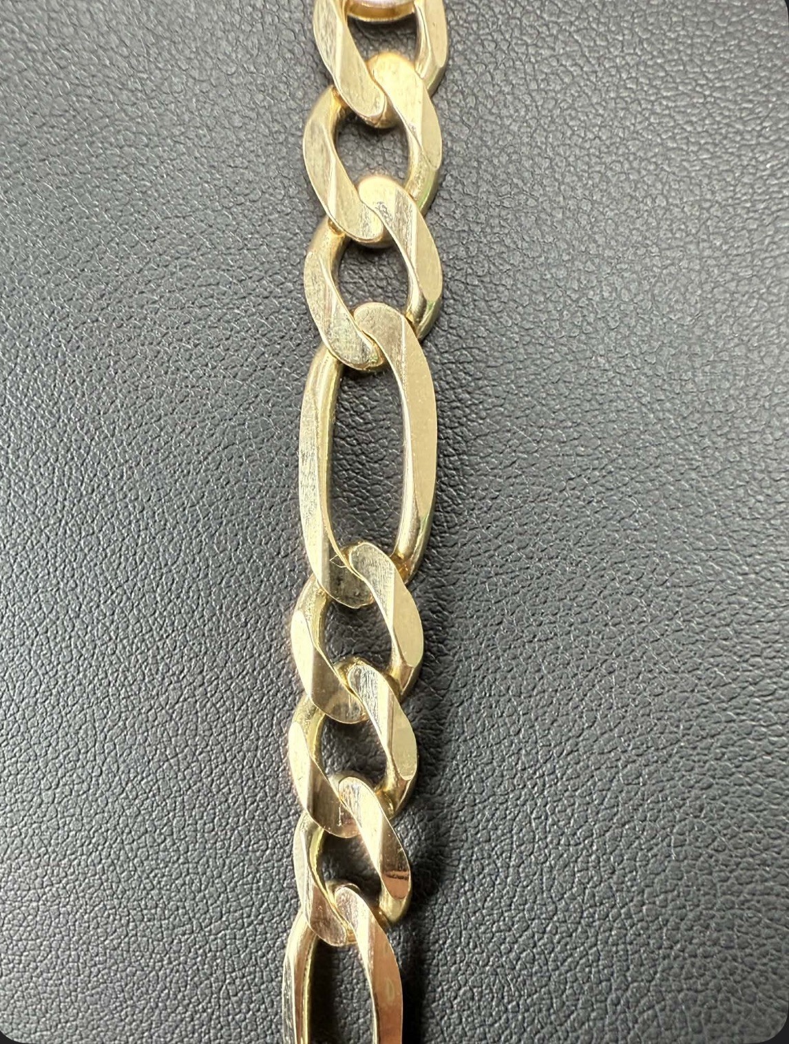 14K Solid Yellow GOLD Figaro link Chain Necklace 20″ inch Heavy 42.4 Grams 8.5mm