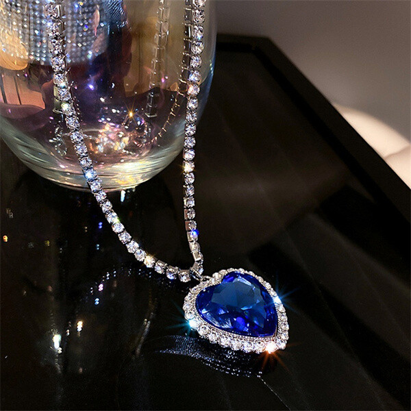 Huge Platinum White Gold Titanic Heart of the Ocean Blue Rhinestone Necklace