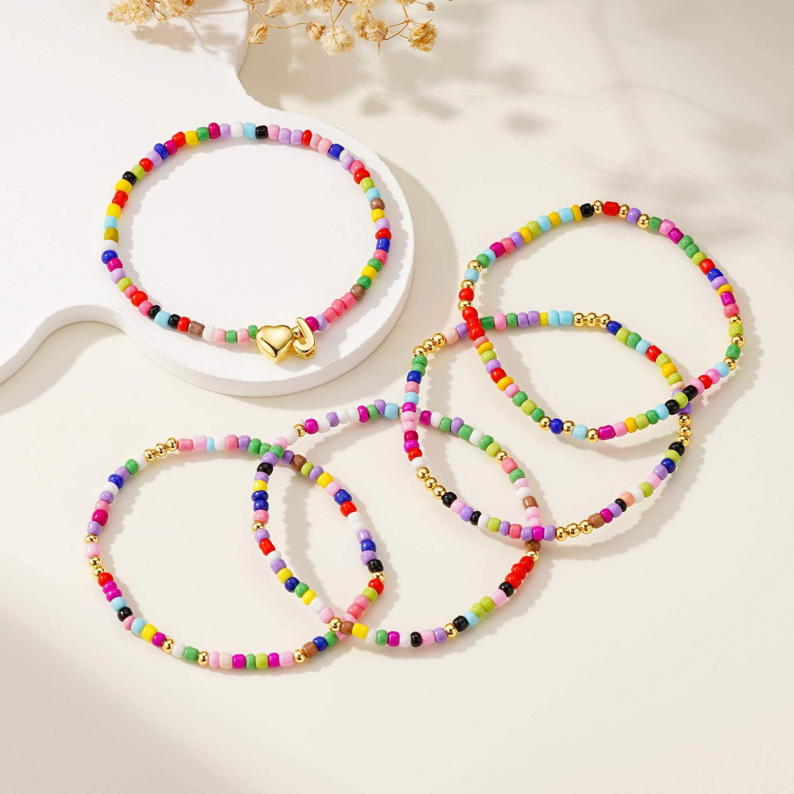 Turandoss 5PCS Gold Beaded Heart Initial Bracelets for Women Girls Gifts, 6.5In