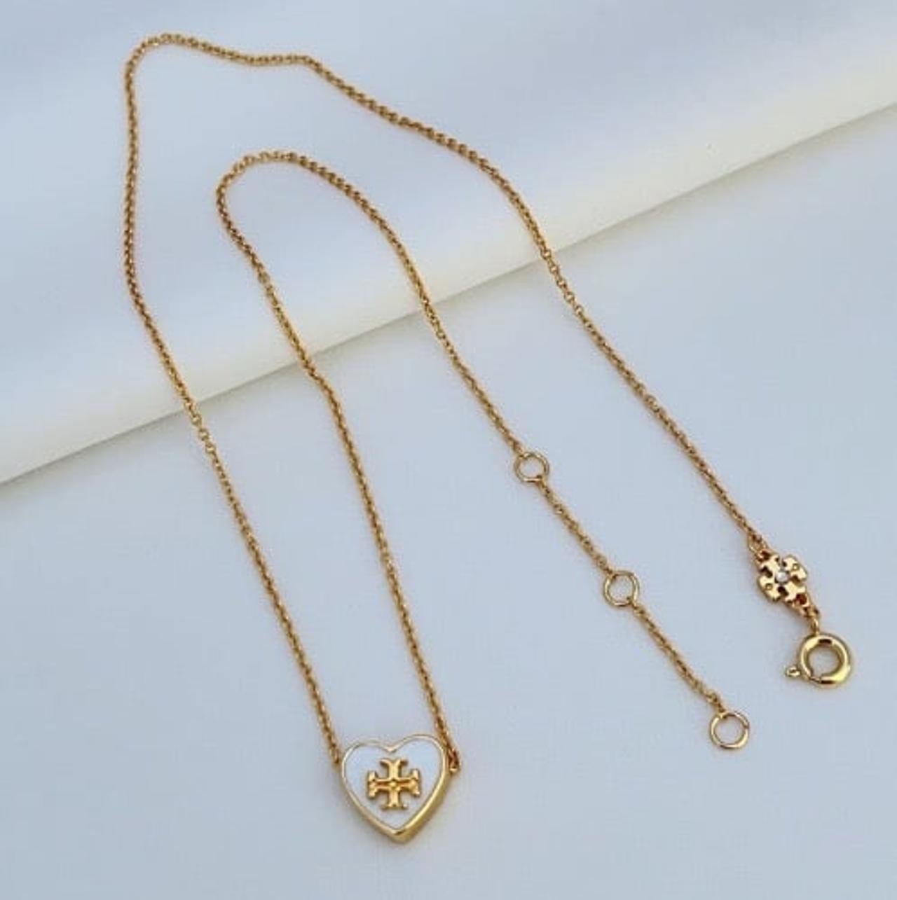 New Tory Gold Heart Necklace with Jewelry Pouch Size:45cm