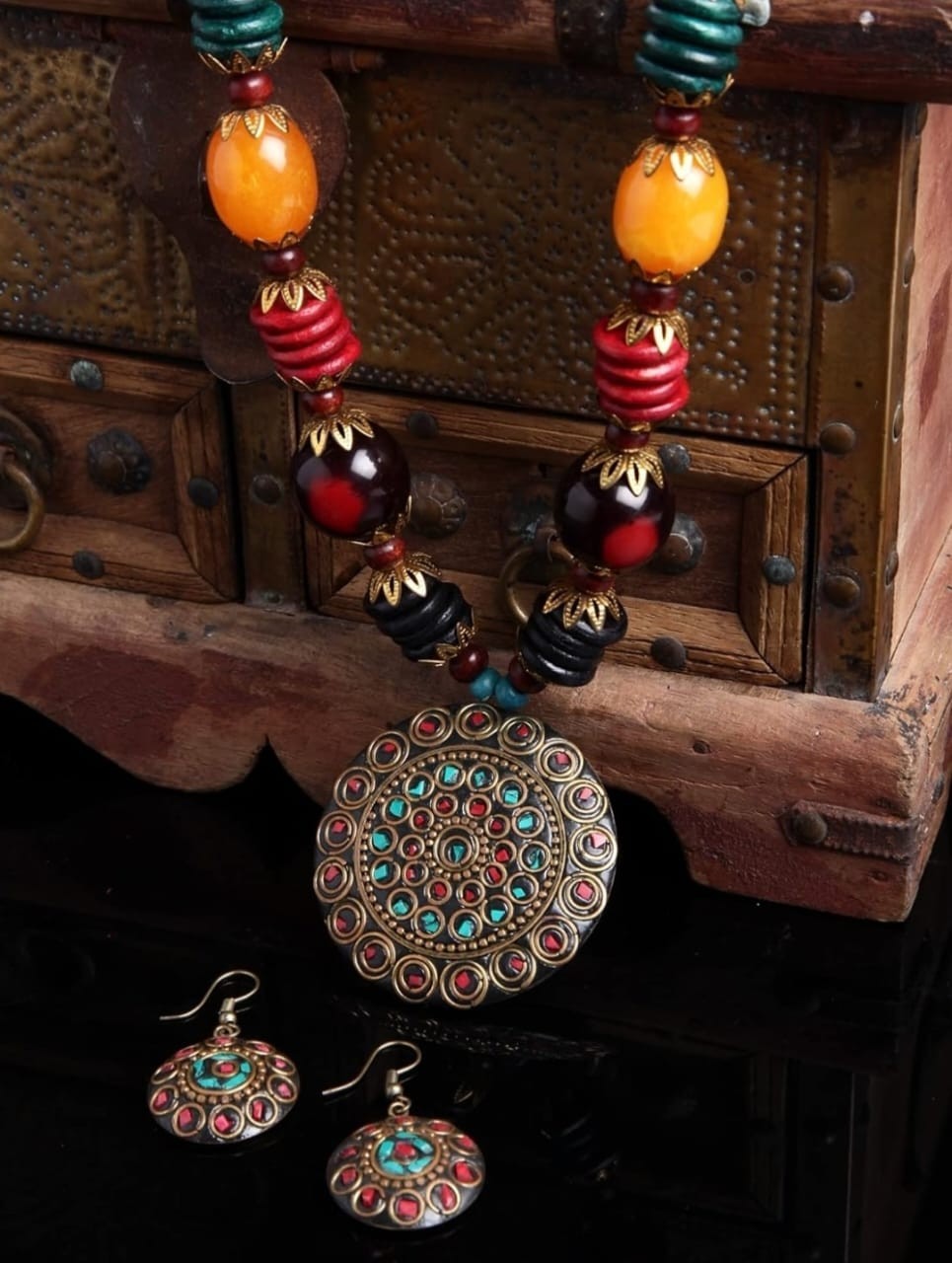 Indian bollywood boho tribal pendant with matching earrings for men and women