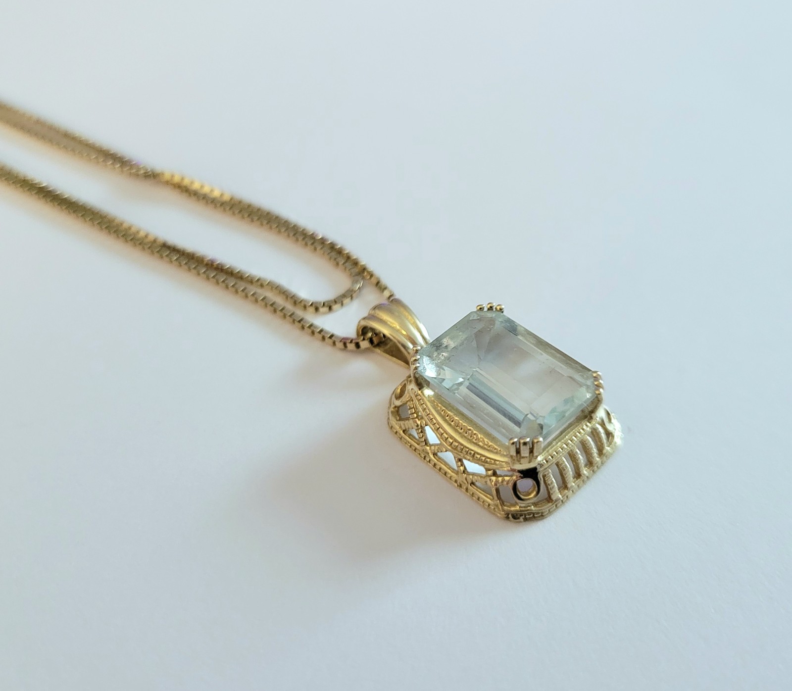 Topaz 14k Gold Art Deco Pendant Necklace 6.9 GTW Vtg Marked ZRW JewelAmerica