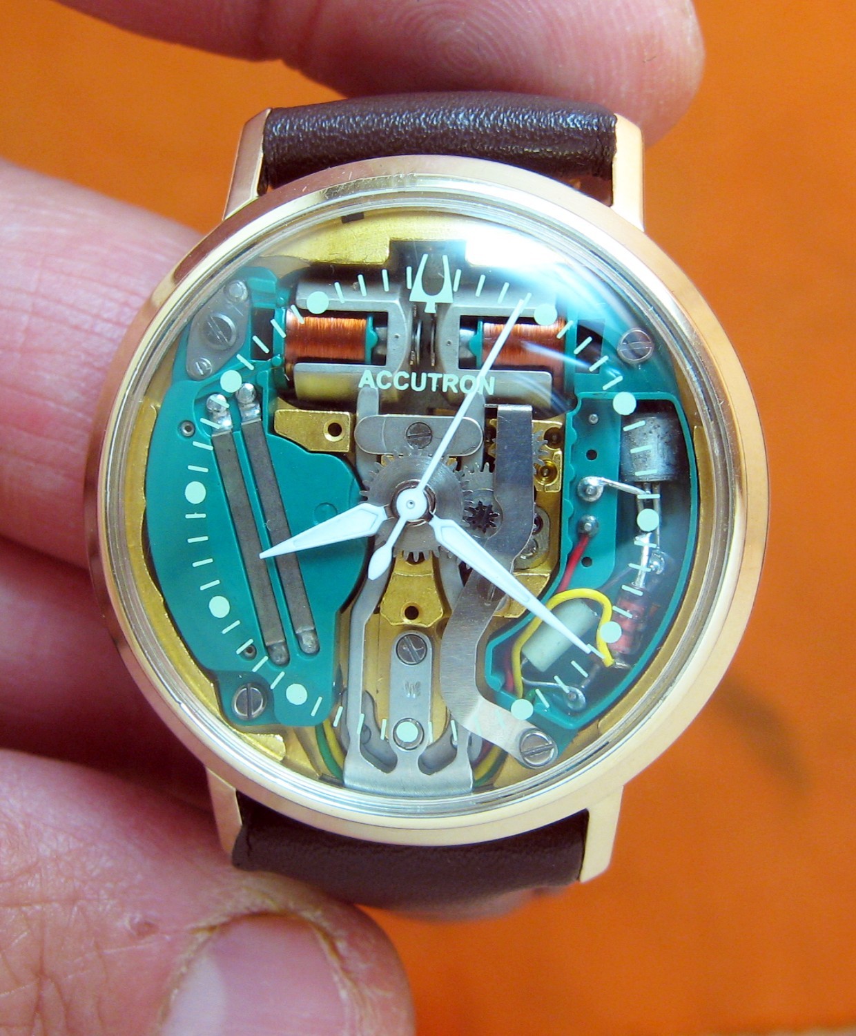 SERVICED 214H ACCUTRON SPACEVIEW 10KT. GOLD FILLED TUNING FORK MEN’S WATCH M4