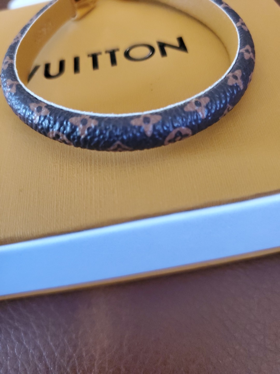 LOUIS VUITTON Bracelet Monogram Colorful Beautifull Just Gorgeous 7.5″ Nice