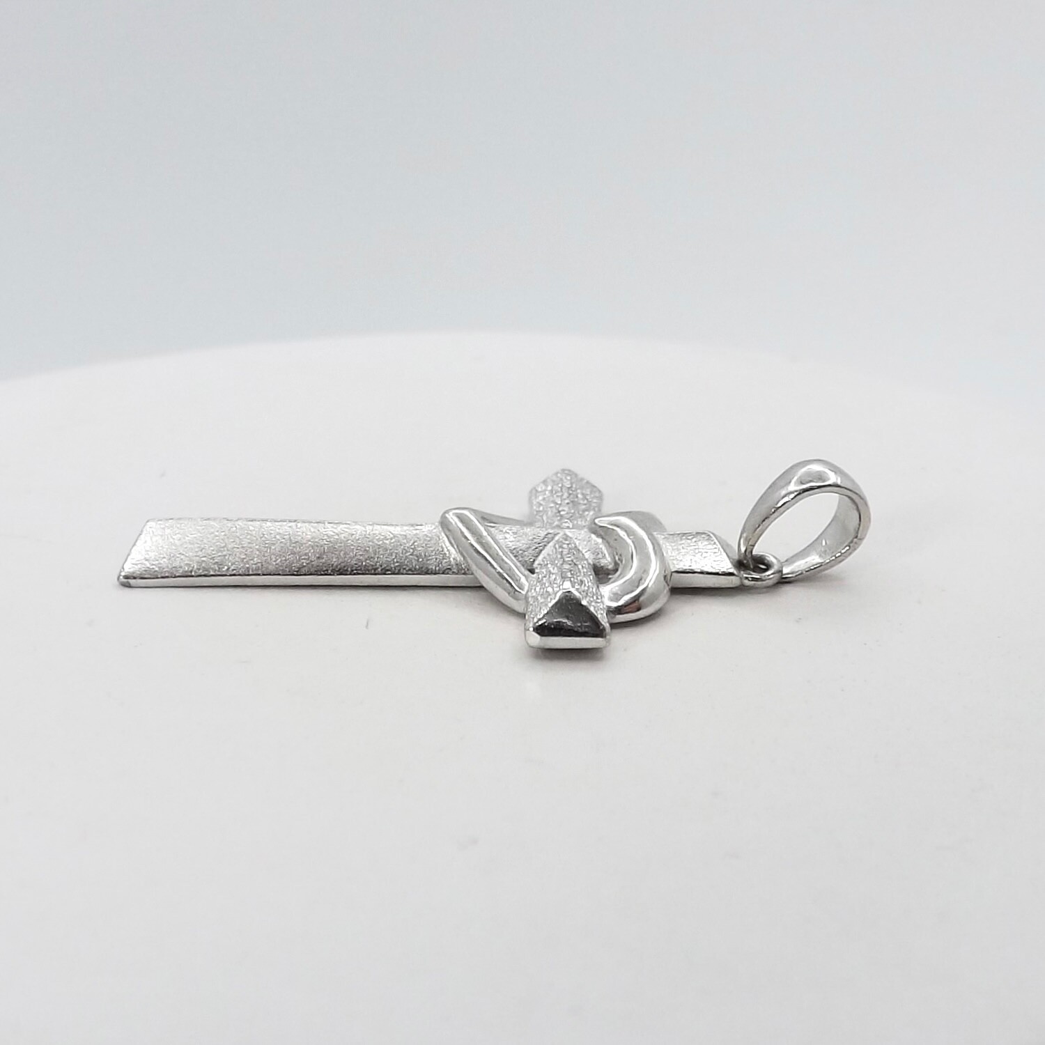 Solid Platinum Open Heart Wrapped Cross Charm Pendant Satin Brushed New