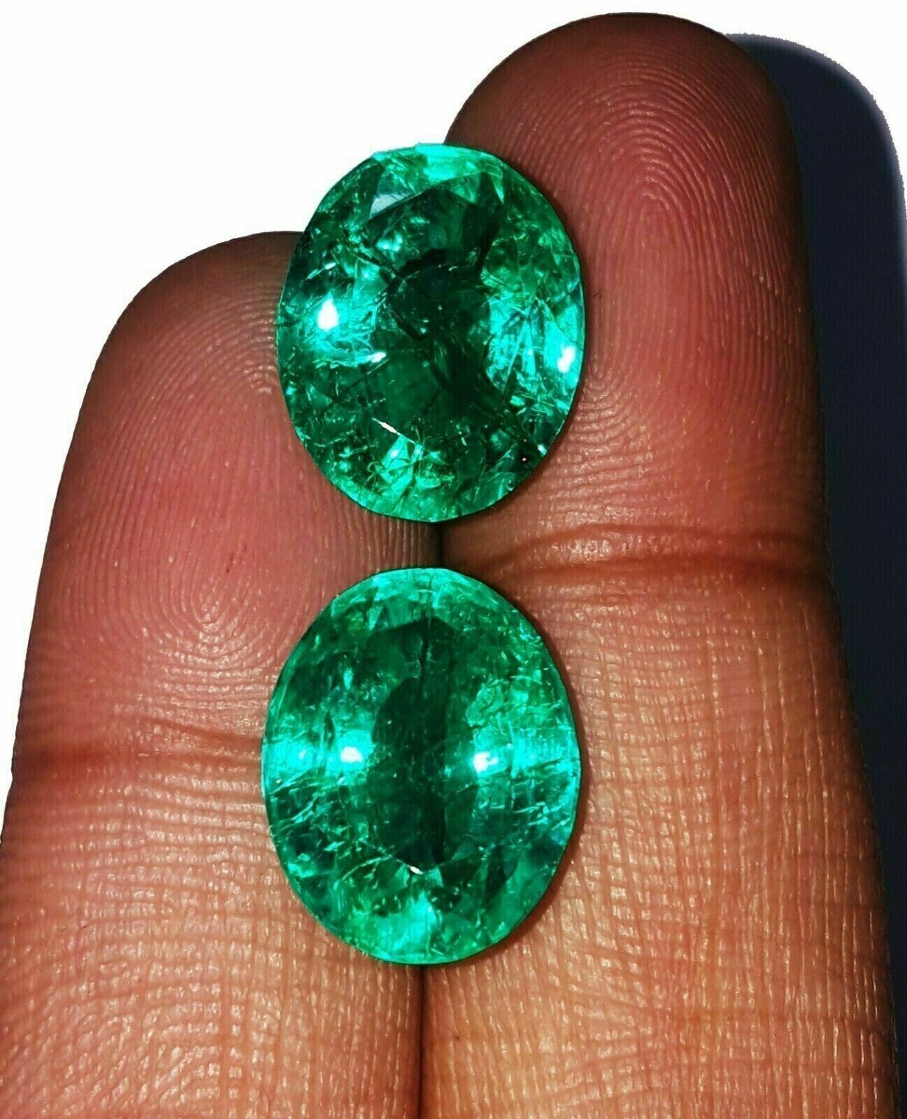 5-7 Ct Each Natural Certified Green Emerald Oval Cut Stunning Gemstone Pair