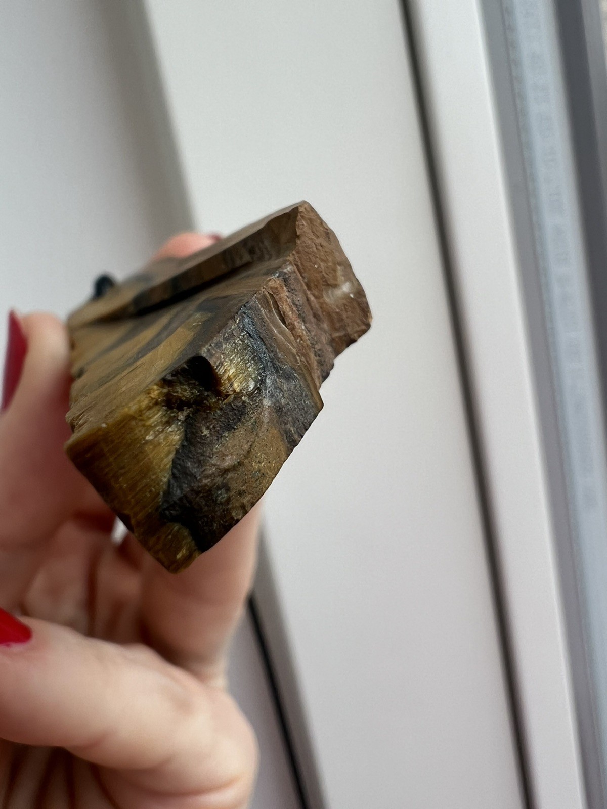 Tiger’s Eye Slab Pendant Necklace – South Africa