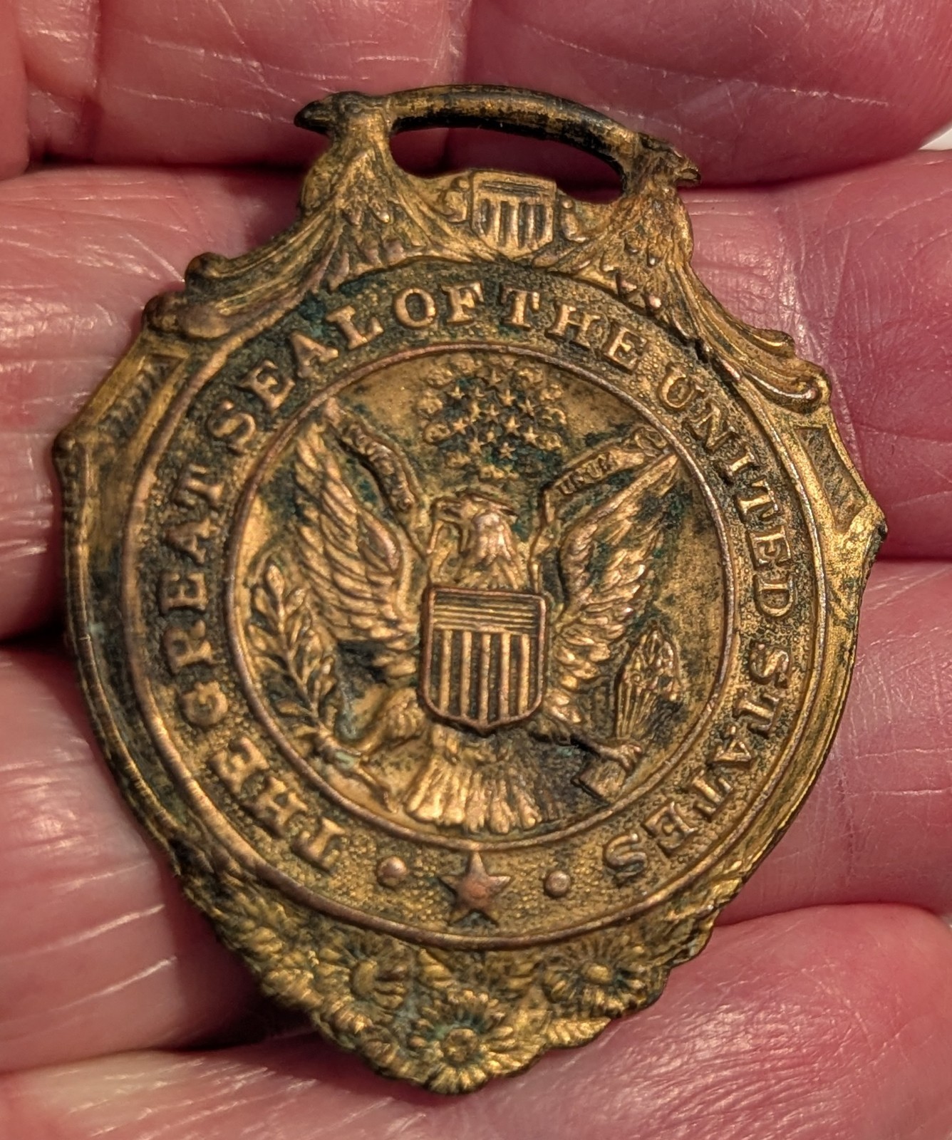 ***VINTAGE THE GREAT SEAL OF THE UNITED STATES 14KT WATCH FOB**