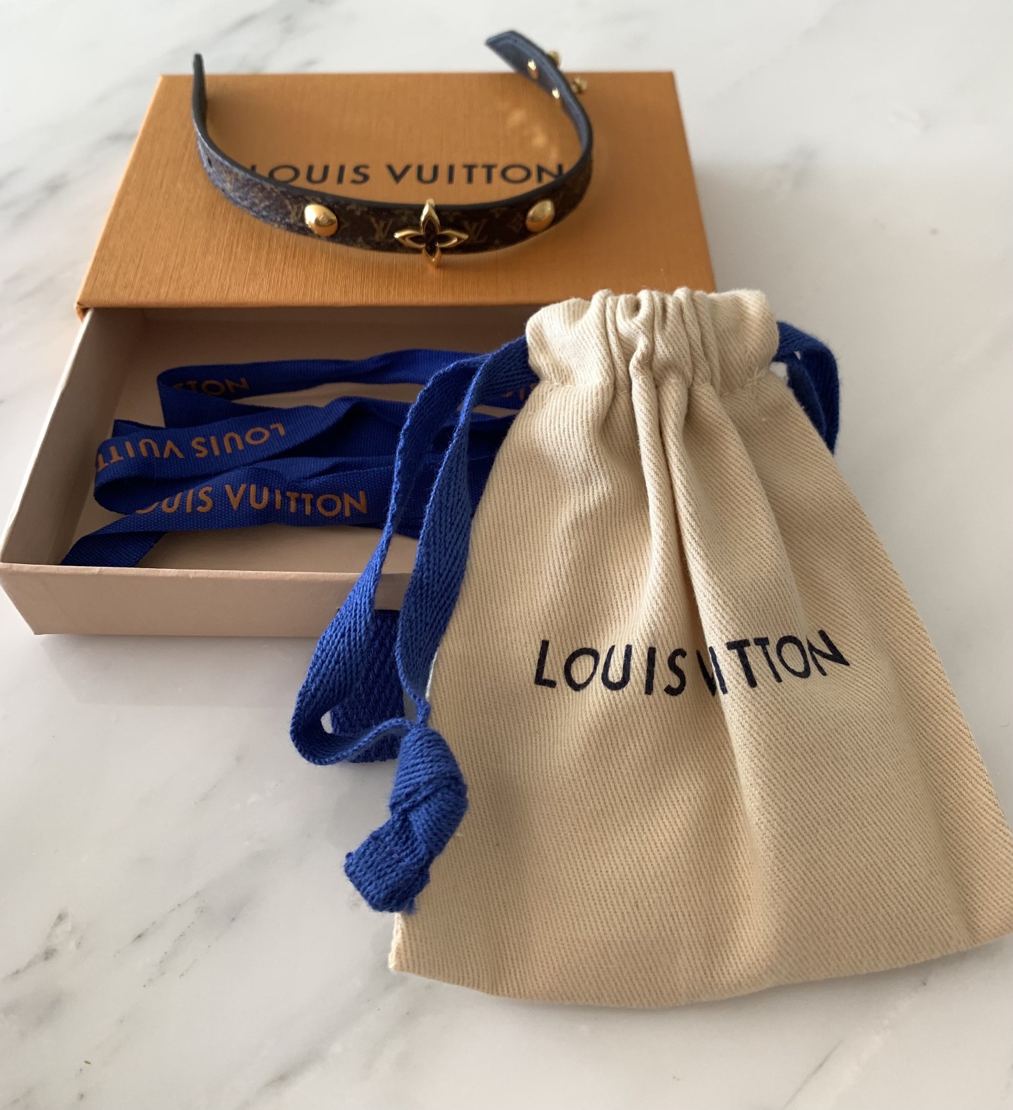Louis Vuitton Monogram Blooming Leather Bracelet Gold Flower