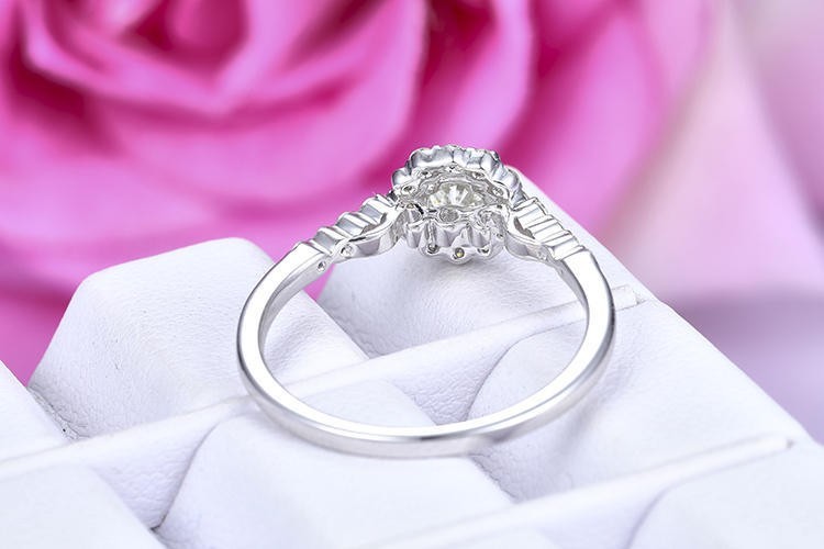 Lab Grown Round Cut Diamond Wedding Ring 14K White Gold 0.75 Carat