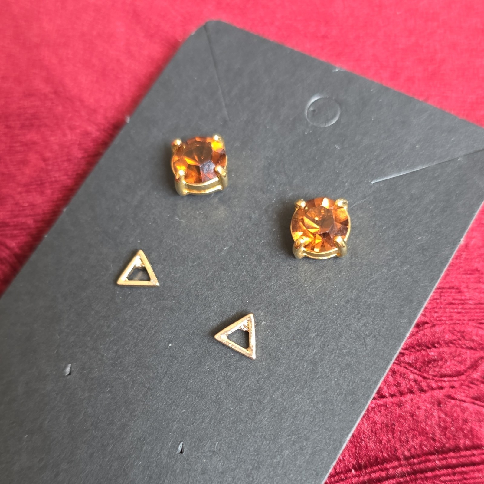 gold tone stud earrings 2 pair set orange crystal round & triangle