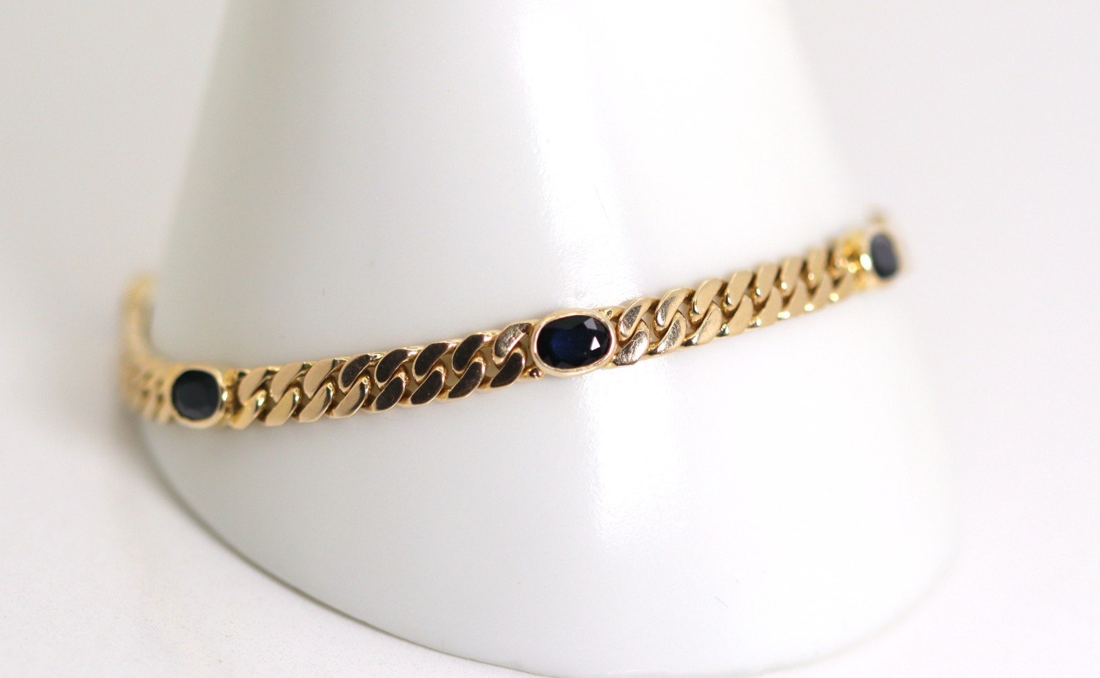 Yellow Gold Curb Sapphire Oval Gemstone Bracelet 585 – 14kt WG Hallmarked L: 21cm