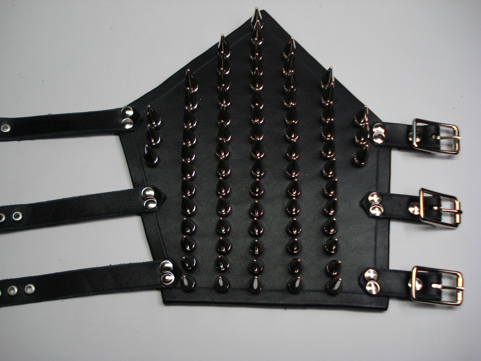 LEATHER SPIKED ARMBAND.BLACK METAL…(MDLA0070)…..URGEHAL