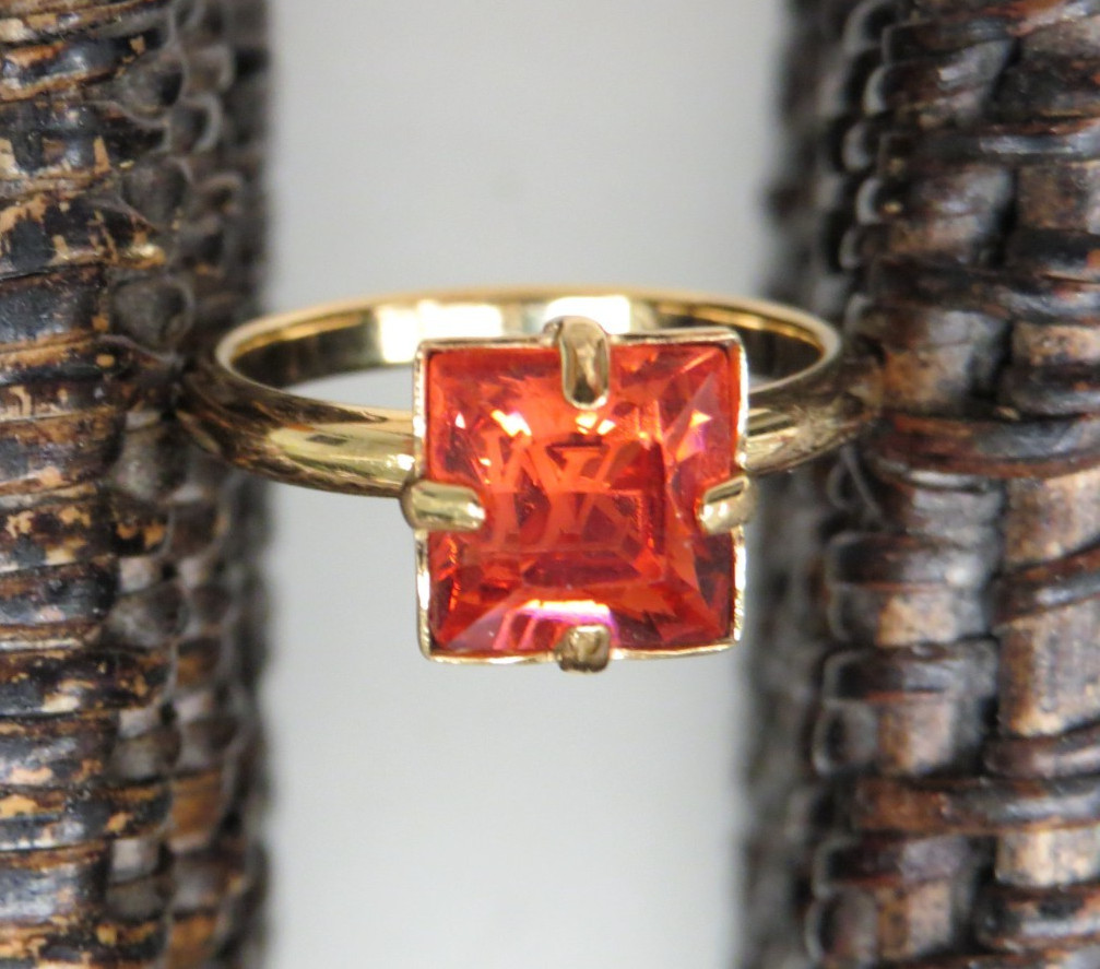 LOUIS VUITTON Ring Size 7 Cosmopolitan Coral Red .