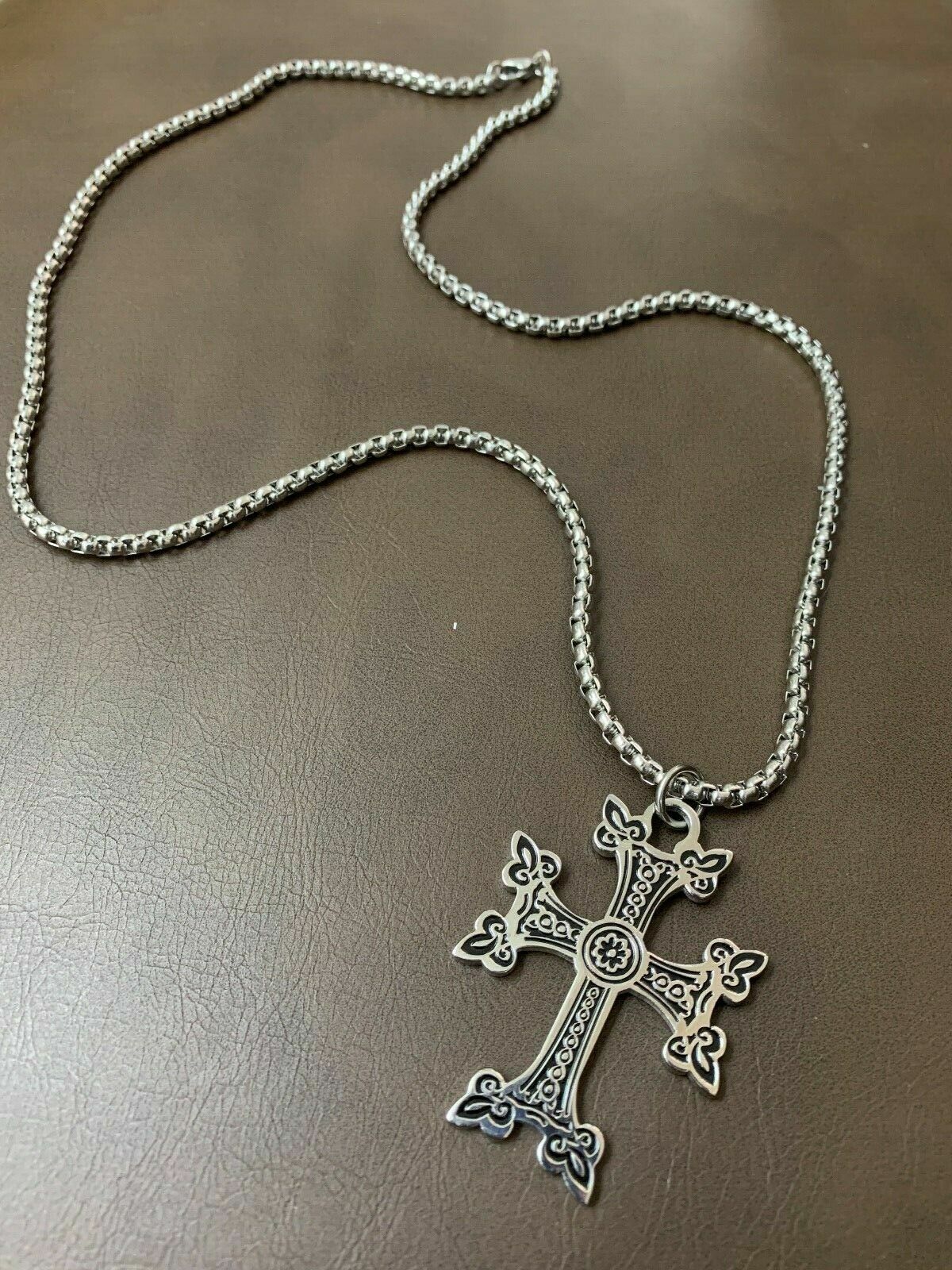 Armenia Khachkar Armenian Cross Prayer Pendant 26 inch Necklace Thick Link Chain