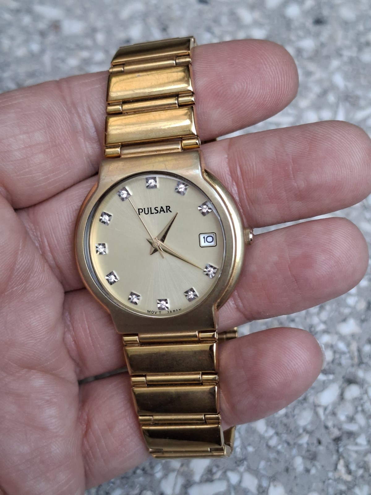 Pulsar VX42-X106 gemmed gold tone date function quartz ladies watch