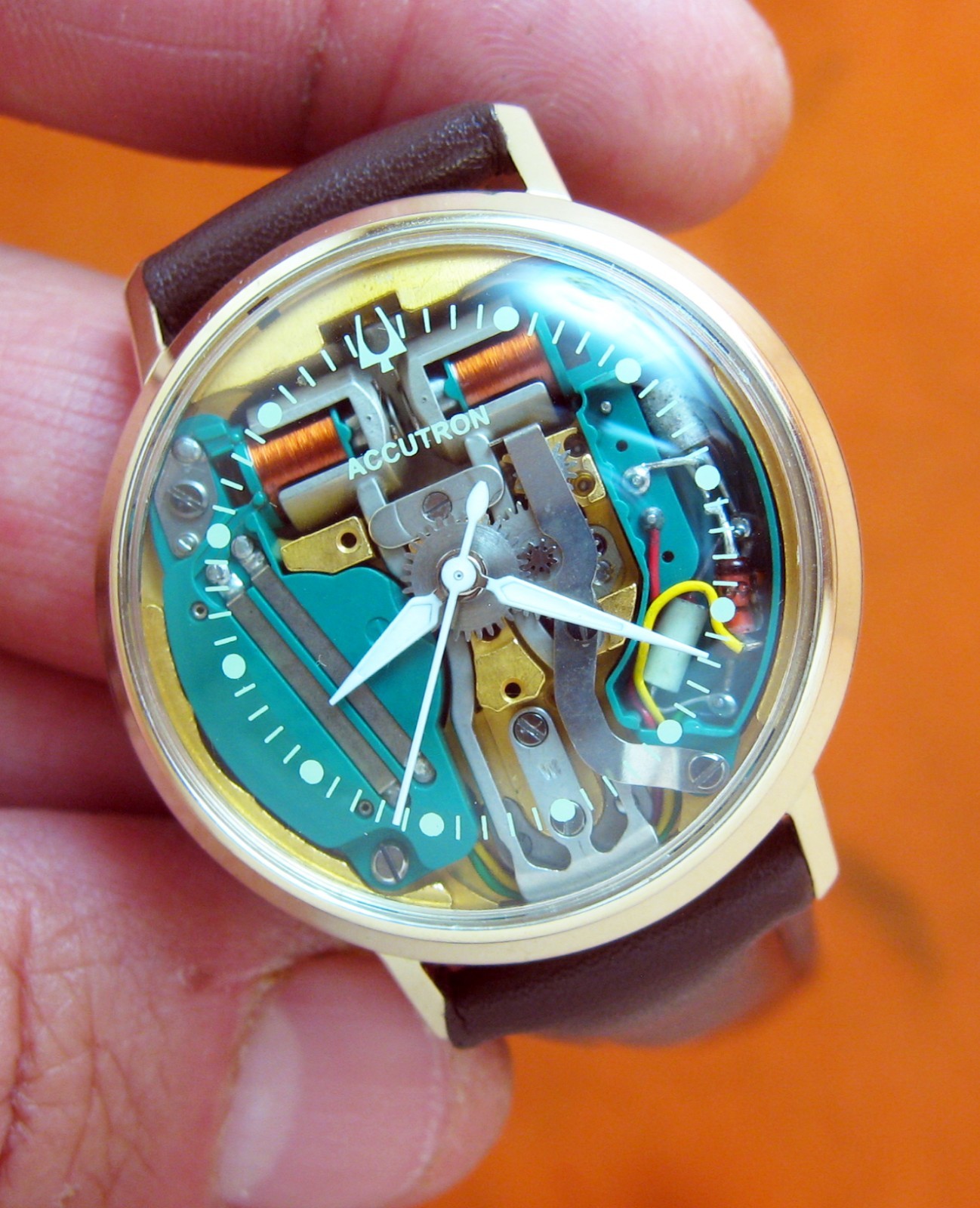 SERVICED 214H ACCUTRON SPACEVIEW 10KT. GOLD FILLED TUNING FORK MEN’S WATCH M4