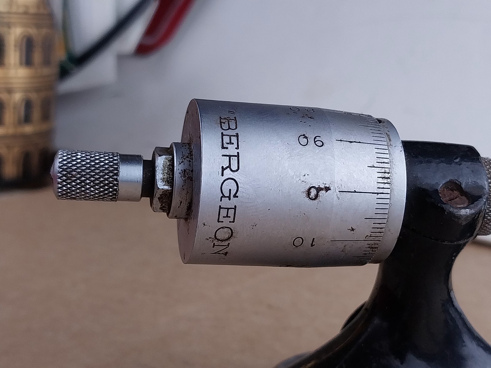 Bergeon Benchtop Micrometer w/ Adjustable Base Fabrication Suisse