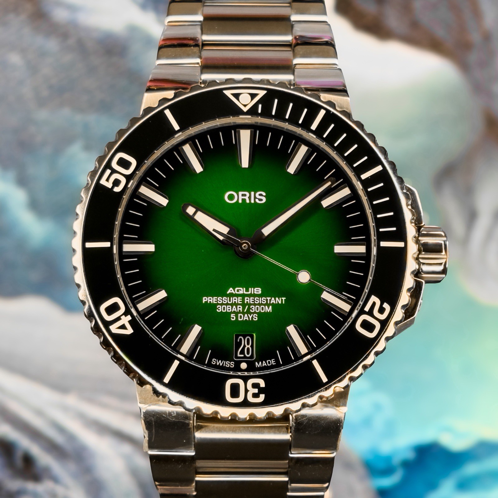 Oris Aquis Green Dial Very Good Condition Full Set 10 Yr Warranty