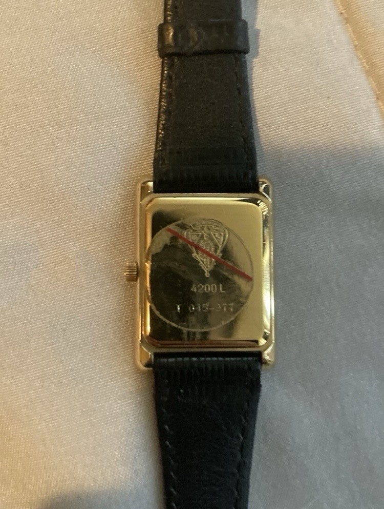 Gucci 4200L Quartz Gold Plated Women’s Watch