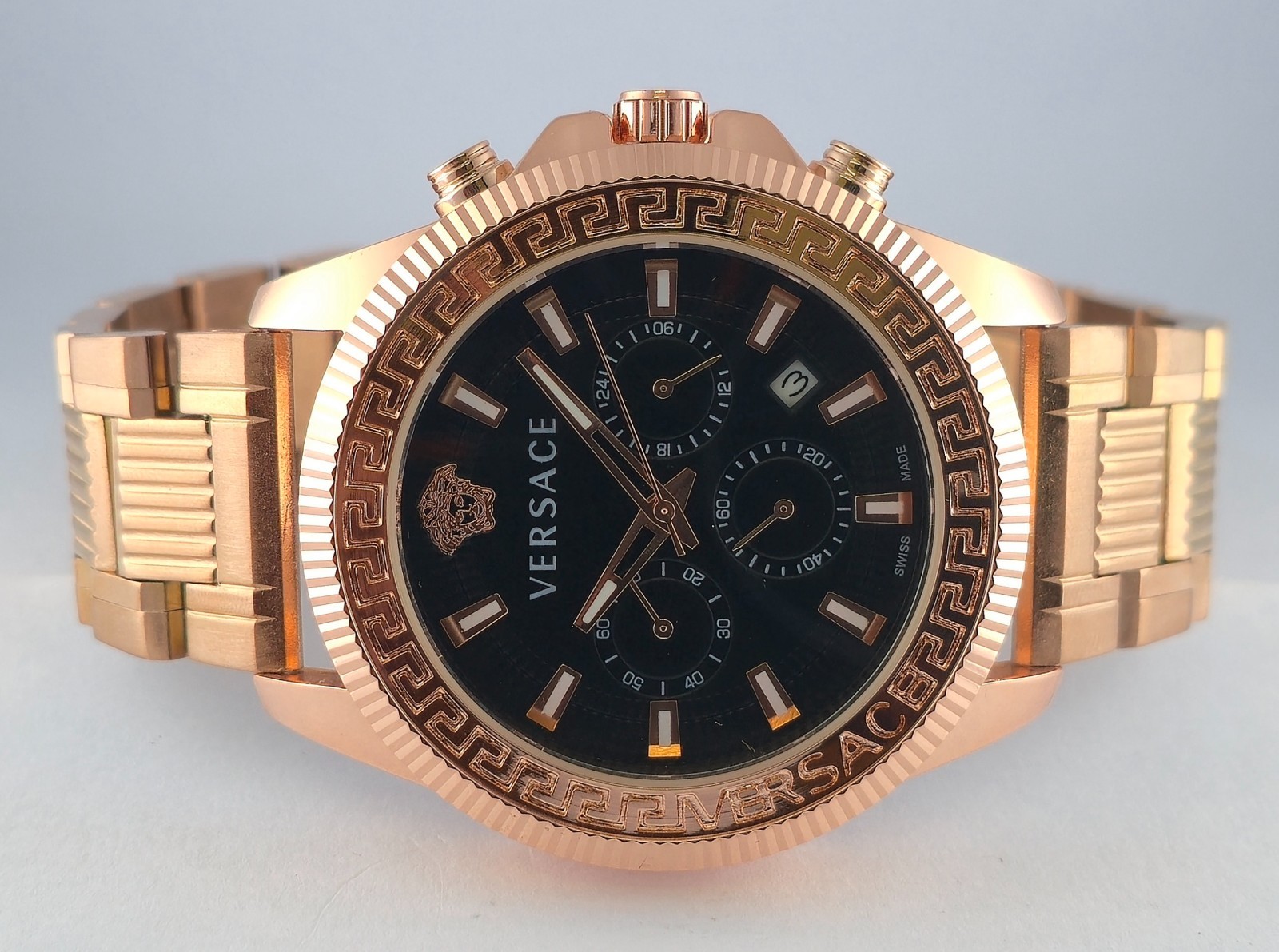 Working Versace Chronograph Black Dial with Date Men’s Wristwatch Steel Band