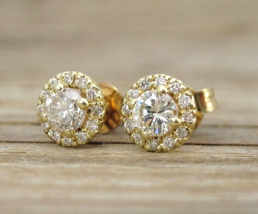 Round Cut Simulated Diamond Gorgeous Halo Stud Earring In 14k Yellow Gold Plated