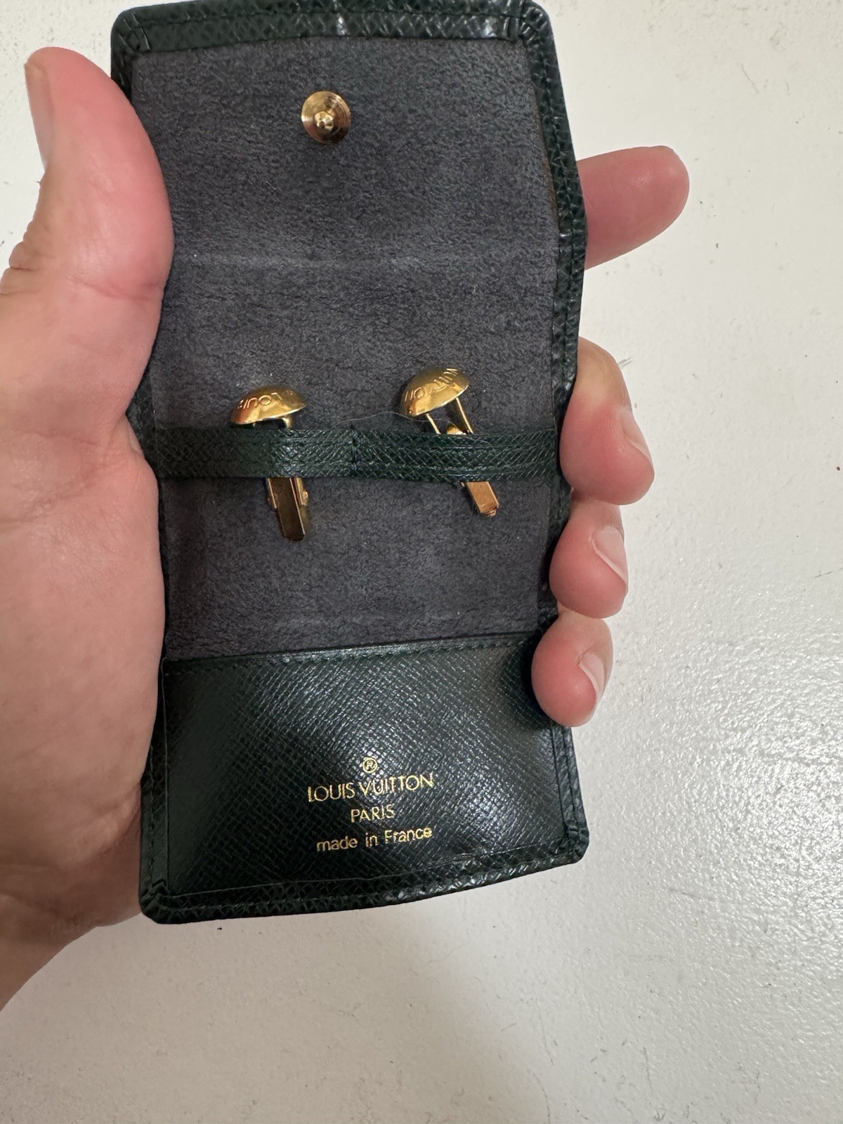 Louis Vuitton Cufflink M30974 Monogram Flower Cuff Gold FR6451. Authentic