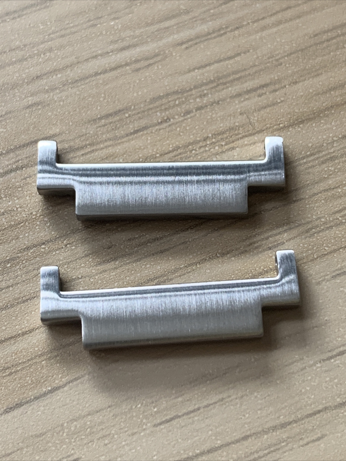 2 Set Black Sliver Watch Strap adapter For 20mm TO 22mm Metal Stainless Steel