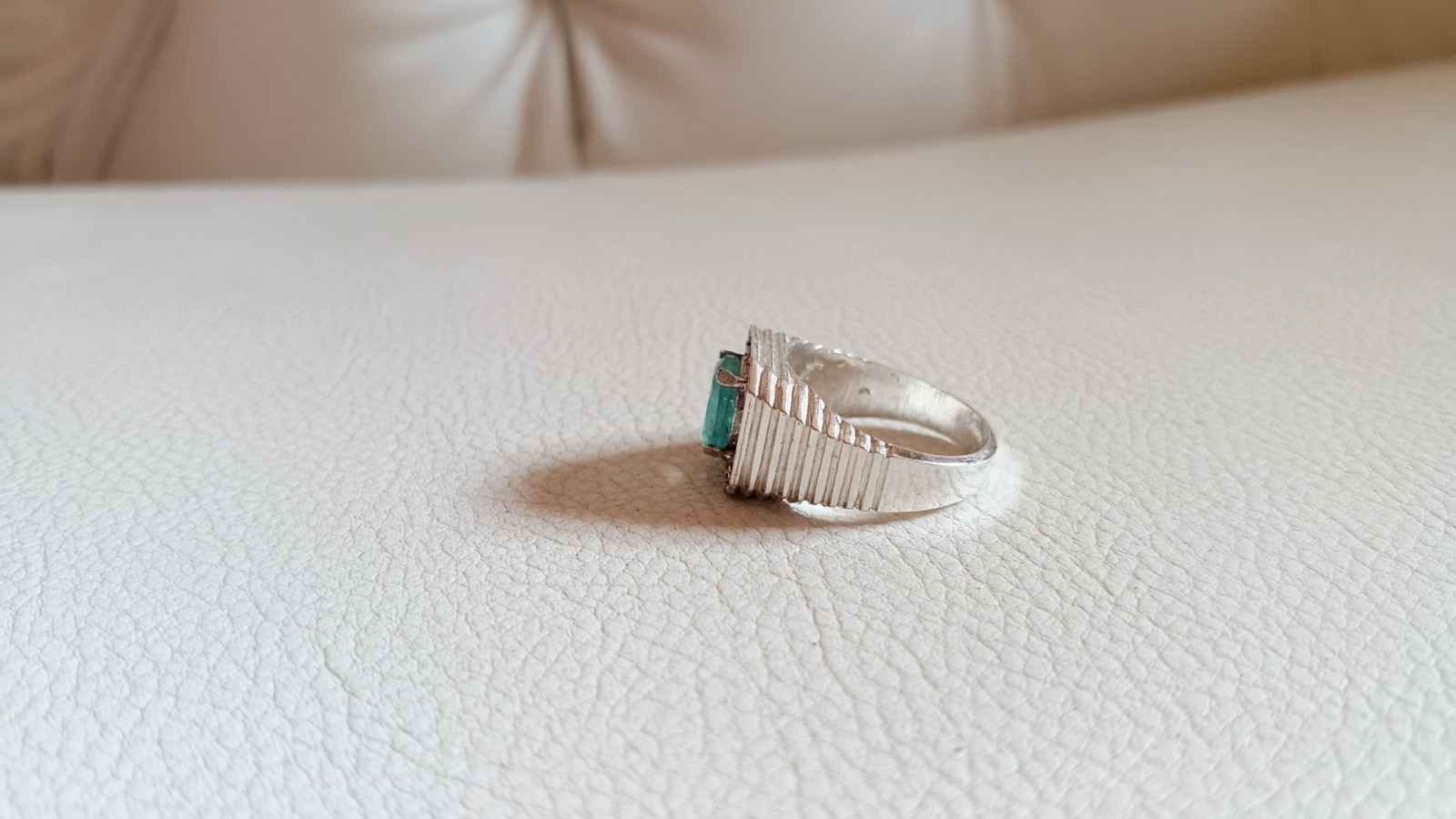 1.7 CT Emerald Silver Ring